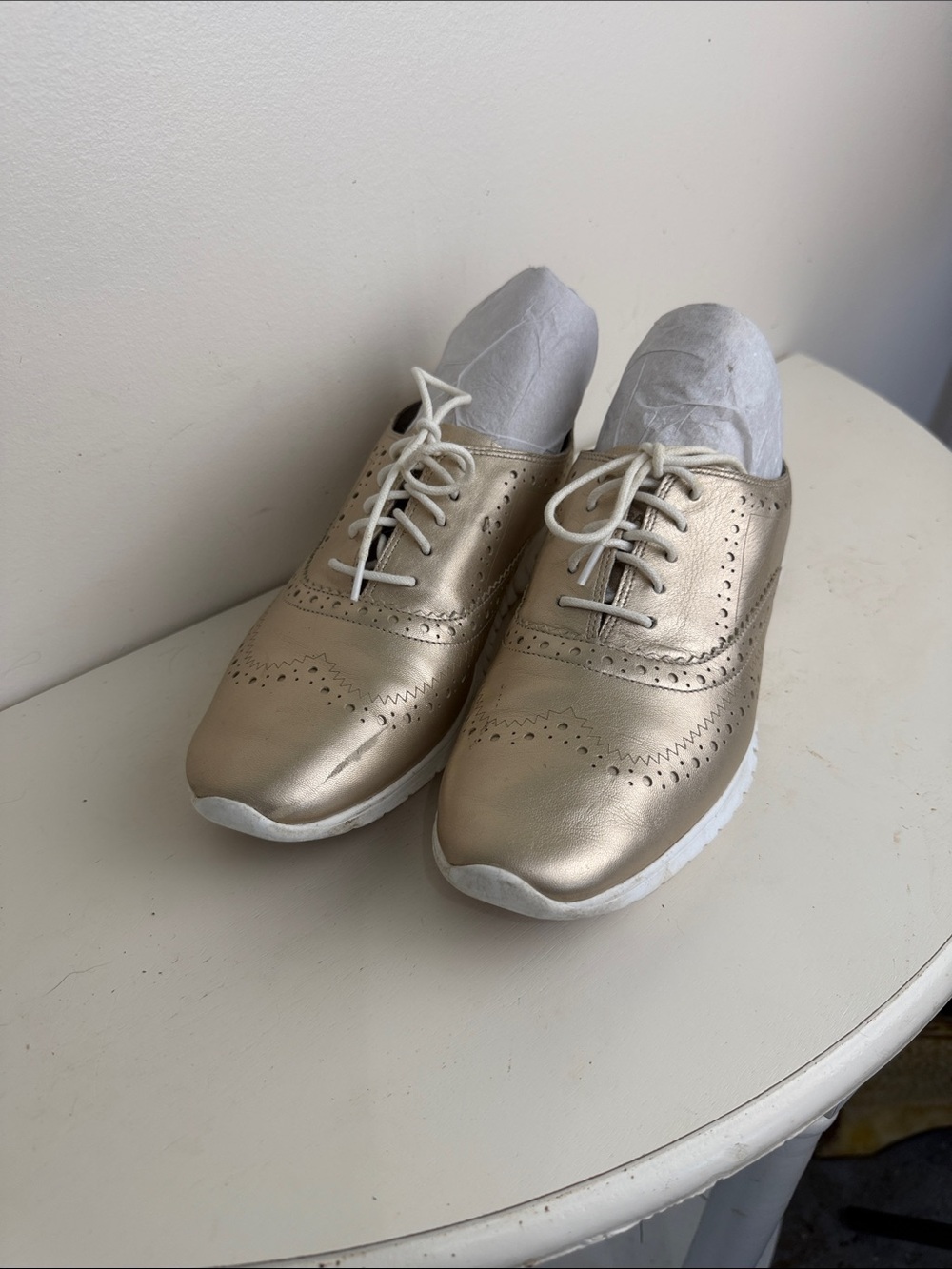 Cole Haan Zero Grand Women's Metallic Gold Lace-Up Wingtip Sneaker Size:8